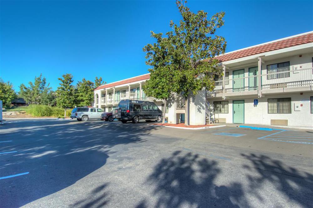 6-redding, Ca - South Hotel Redding
