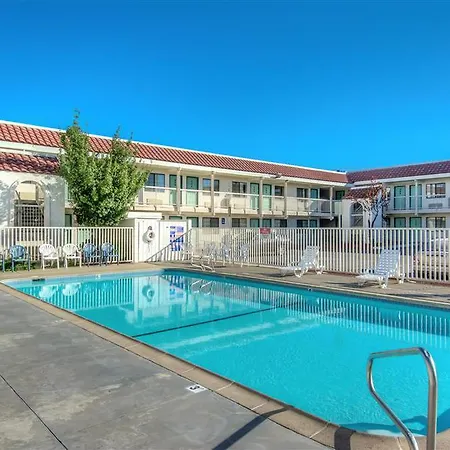 Motel 6-Redding, Ca - South 