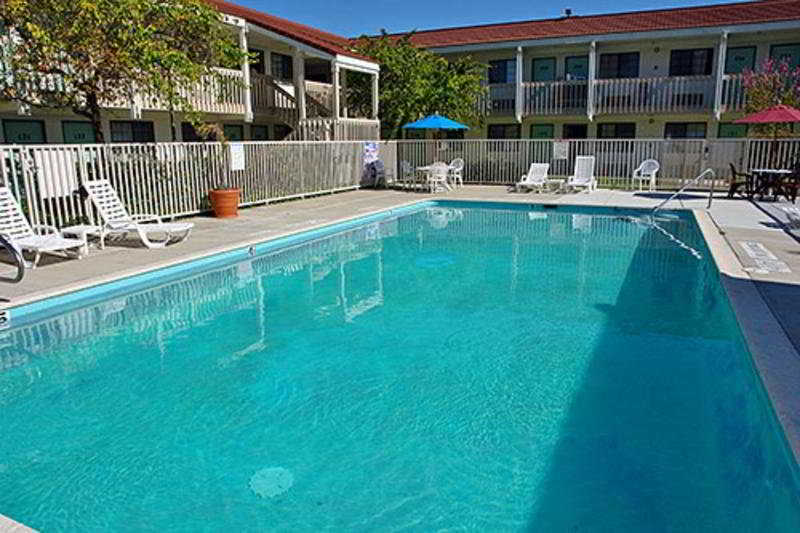 Hotel 6-redding, Ca - South 2*